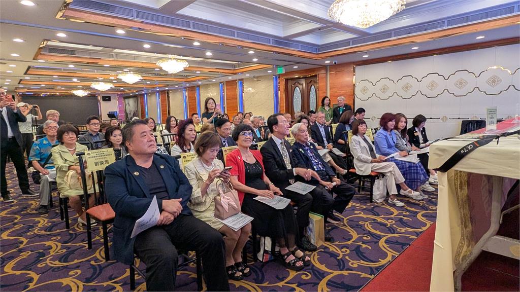 肯定僑委會服務海外僑胞　支持徐佳青深入第一線傾聽僑情