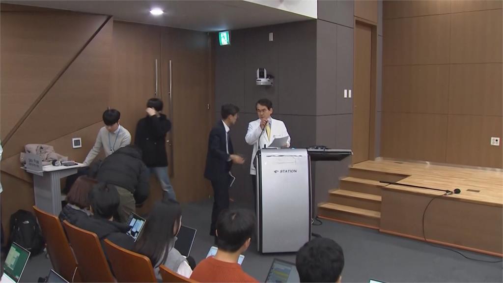 南韓在野黨黨魁遇刺 李在明傷勢無大礙轉普通病房