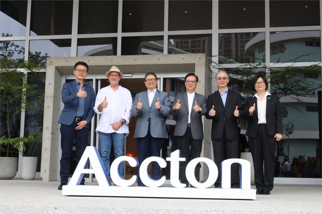 堅持做對的事 新竹縣長楊文科執政七年的承擔與堅持