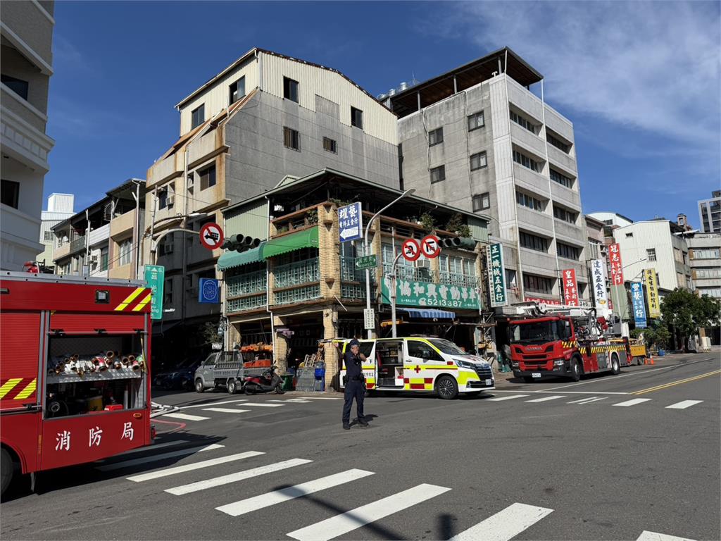 快新聞／高雄鹽埕區驚傳住宅火警！疑似「兄弟爭產、哥哥縱火」警方要辦了