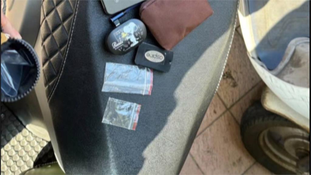 不放過任何機會！女子邊照顧母親邊販毒　警當場查獲安非他命6.13公克