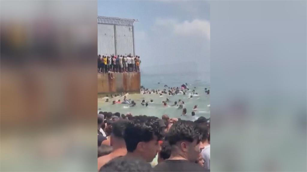上千移民湧入西班牙北非領土休達　當地政府無法負荷