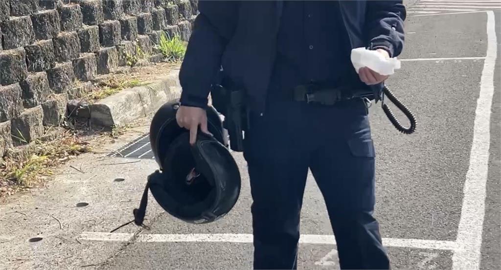 倒臥機車遭盤查！毒嫌心虛欲落跑　還咬傷兩員警