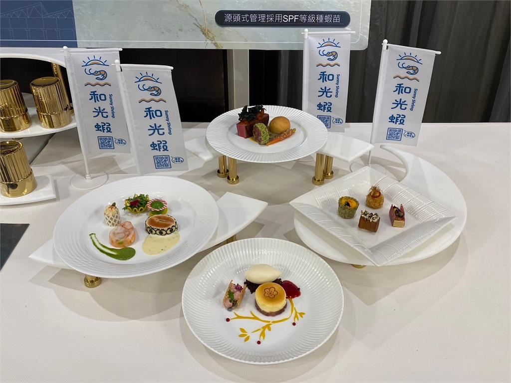 台灣之光!高餐大打敗67國奪雙面銀牌 「SPF無毒養殖白蝦」跨海神助攻