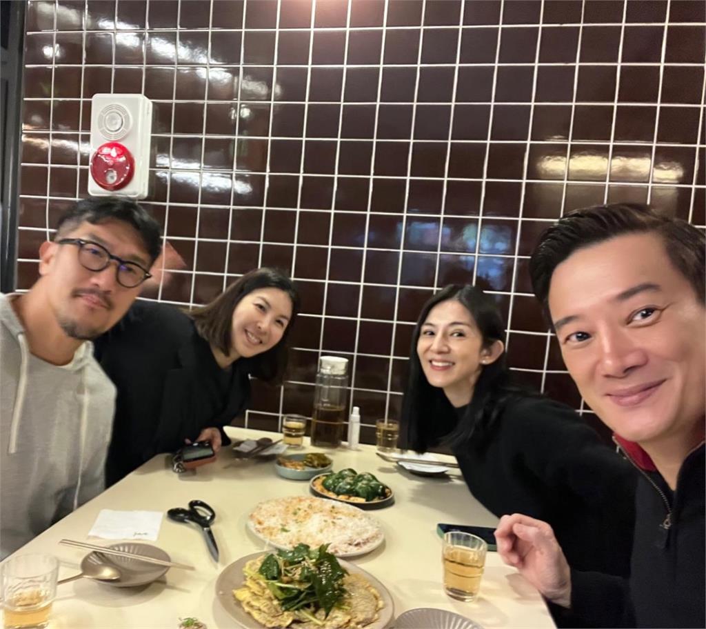 50歲「玉女掌門人」楊采妮現蹤首爾！勾尪合體許茹芸凍齡顏質太驚人