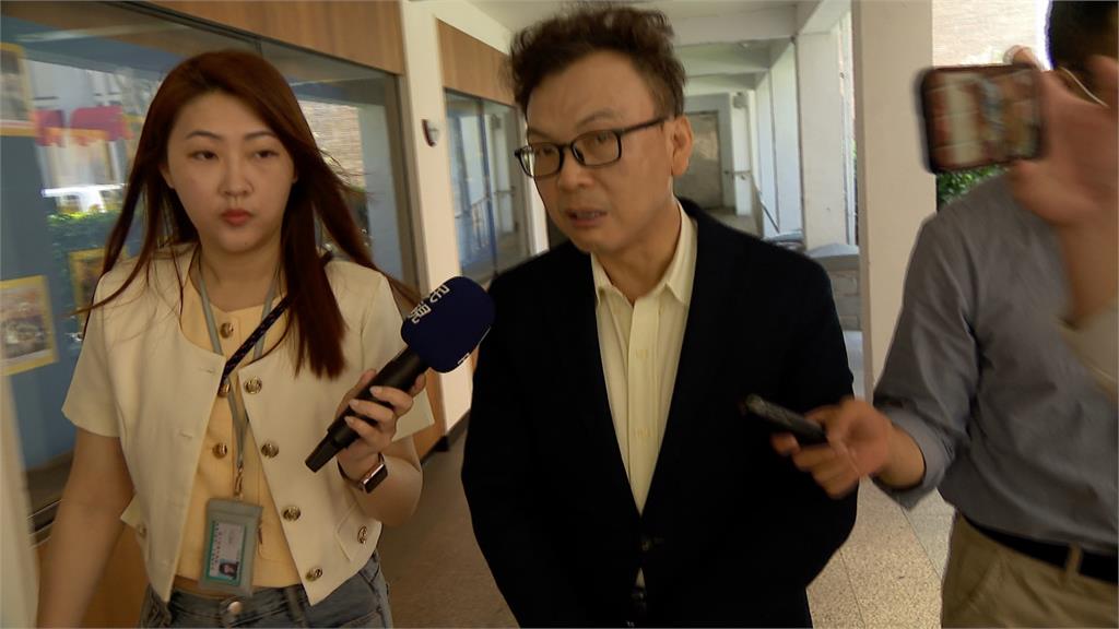 賺很大?鄭正鈐遭揭收紅錢洩密 林志潔再爆「選民服務」也收錢