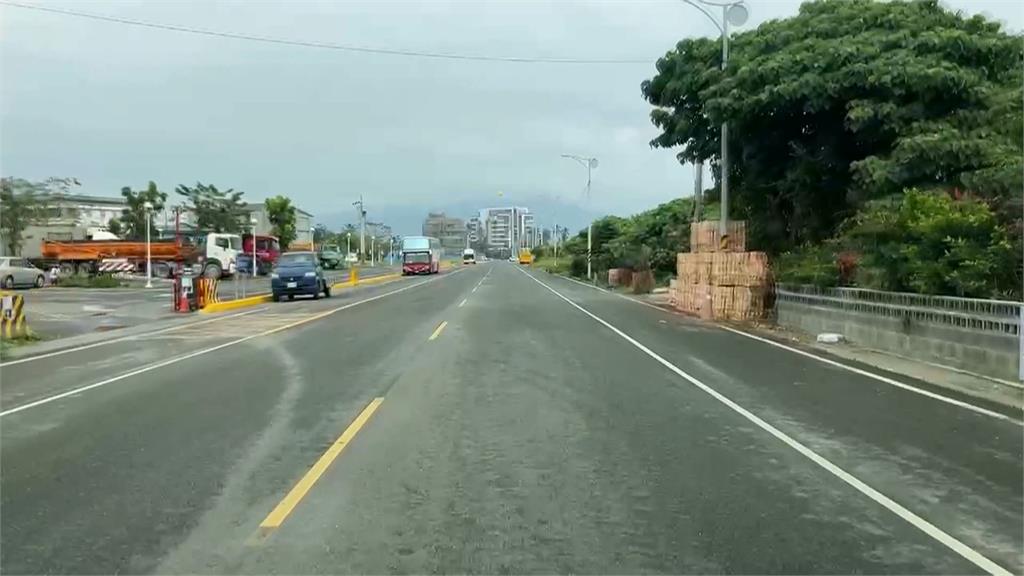 玩命關頭！屏東轎車深夜狂飆　居民睡夢中被吵醒