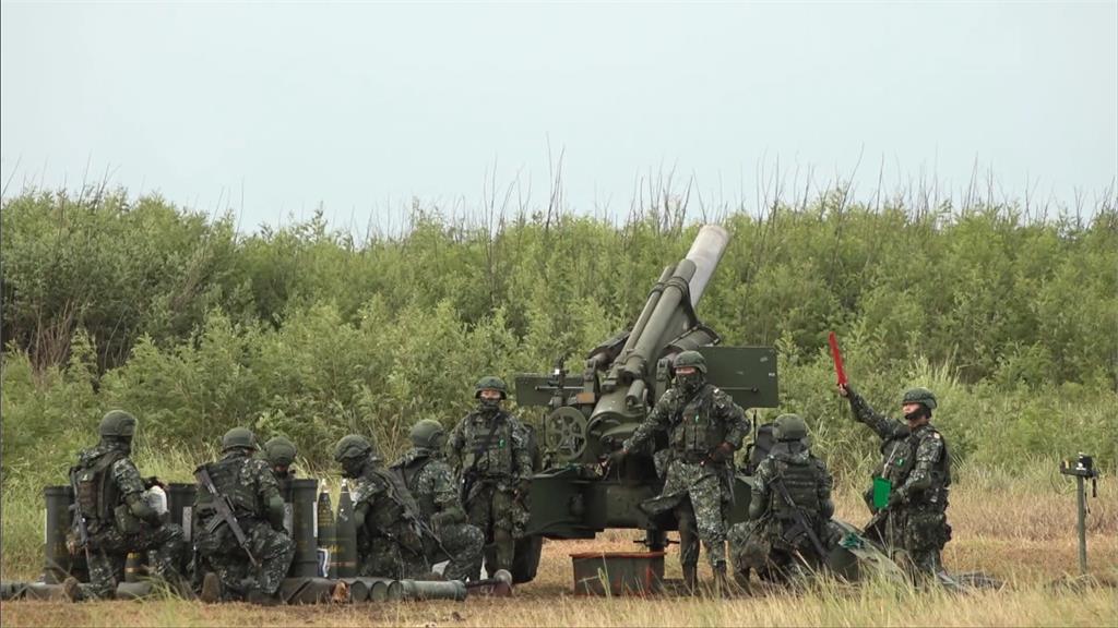 史上首次! 美軍將領參加漢光兵推 照片曝光! 就坐顧立雄左邊