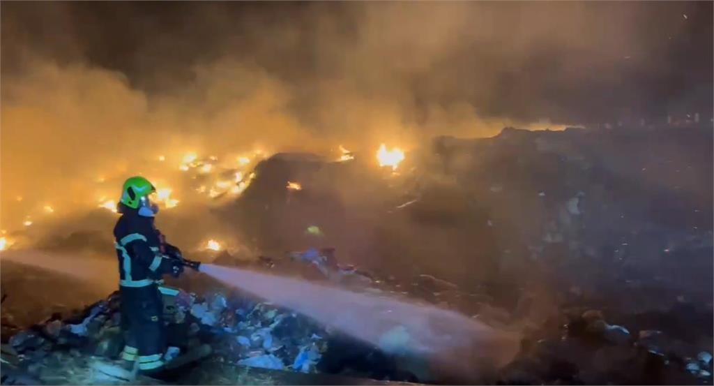 快新聞／澎湖紅羅垃圾掩埋場今晨大火　