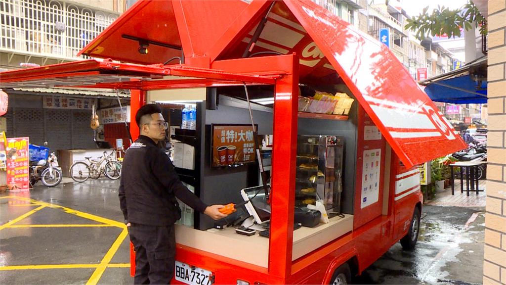 迎接2026跨年商機！　超商拆大門、增人力　引進行動購物車