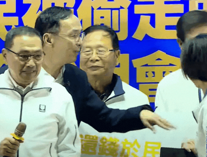 快新聞/太狠了! 卓榮泰當面酸翁曉玲:我沒有權力叫委員「站後面」
