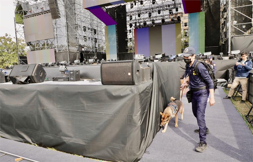 2025台南好young跨年登場 警犬出動維安
