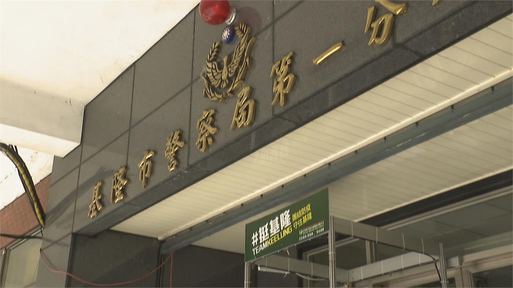 6旬嬤「槓上同居人」帥警到場反被盯上!遭徒手抓鳥「他1原因」告到底
