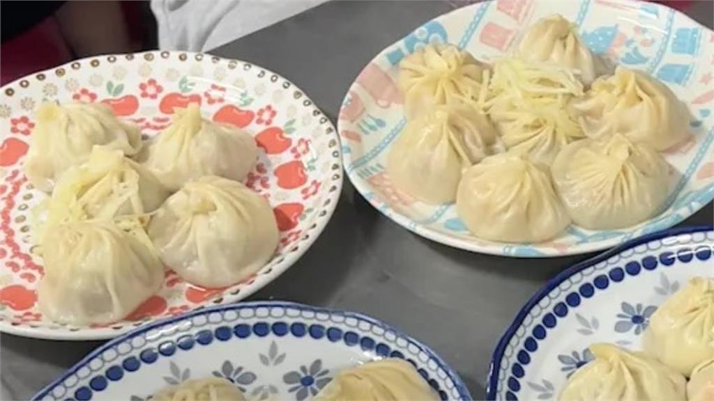 火鍋自助吧驚見「1食材」!日本人常下鍋煮…網崩潰:誰把這惡習帶來台灣