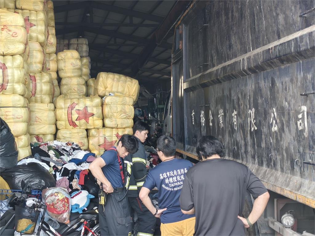 2層樓高舊衣突坍塌!56歲女工遭壓亡死因待釐清…雇主恐挨罰30萬