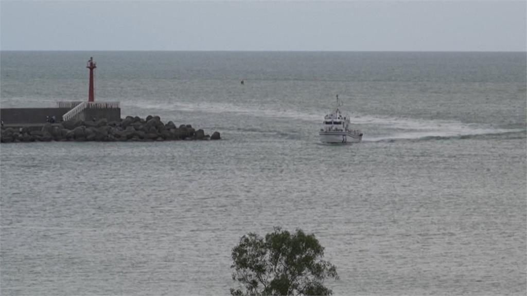 中國灰色侵擾 台灣海巡艦艇護海纜 路透社記者獨家直擊