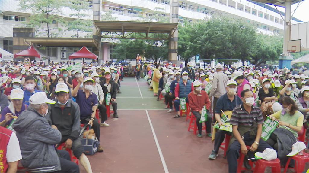 議員候選人翁震州南新莊競總成立 上千名鄉親到場力挺