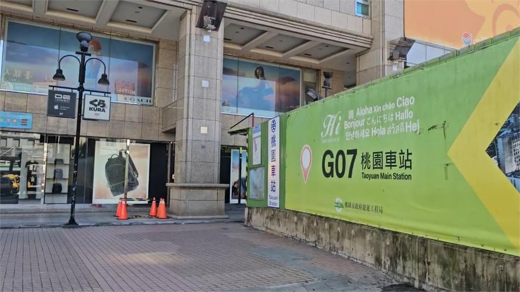 令人心疼! 桃園火車站前驚見「夫妻帶幼童乞討」