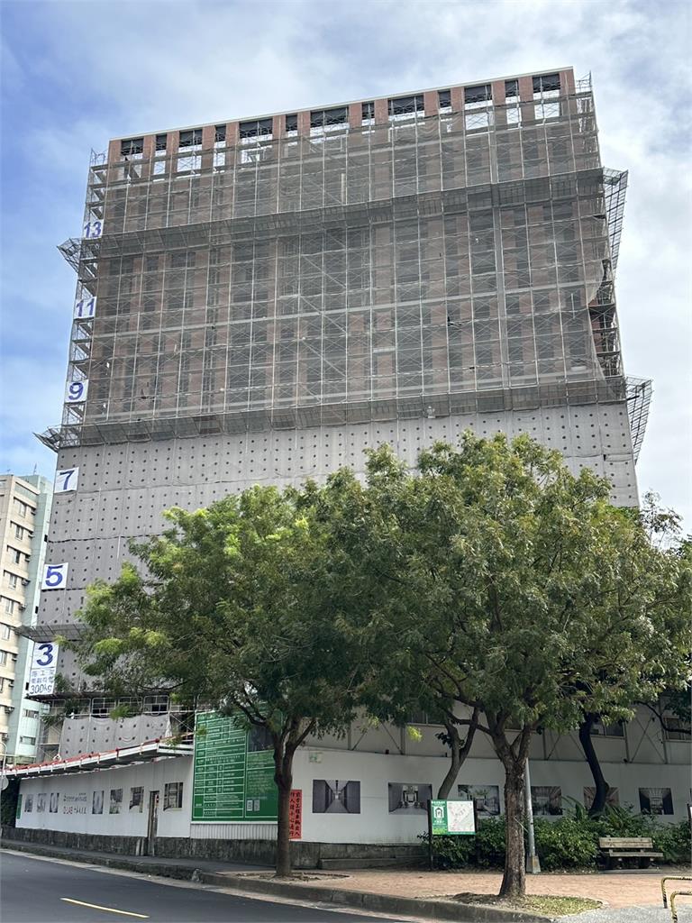 快新聞/大直社宅非法掩埋廢棄物? 陳怡君曝北市府默默追加4700萬處理費
