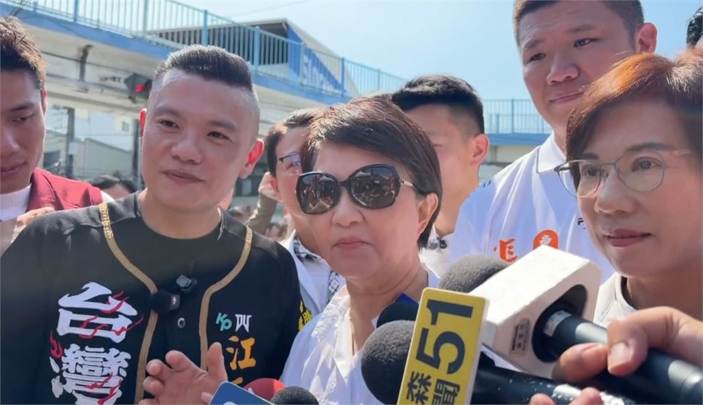 何欣純合體議員林祈烽舉辦廟口座談會　人潮爆滿