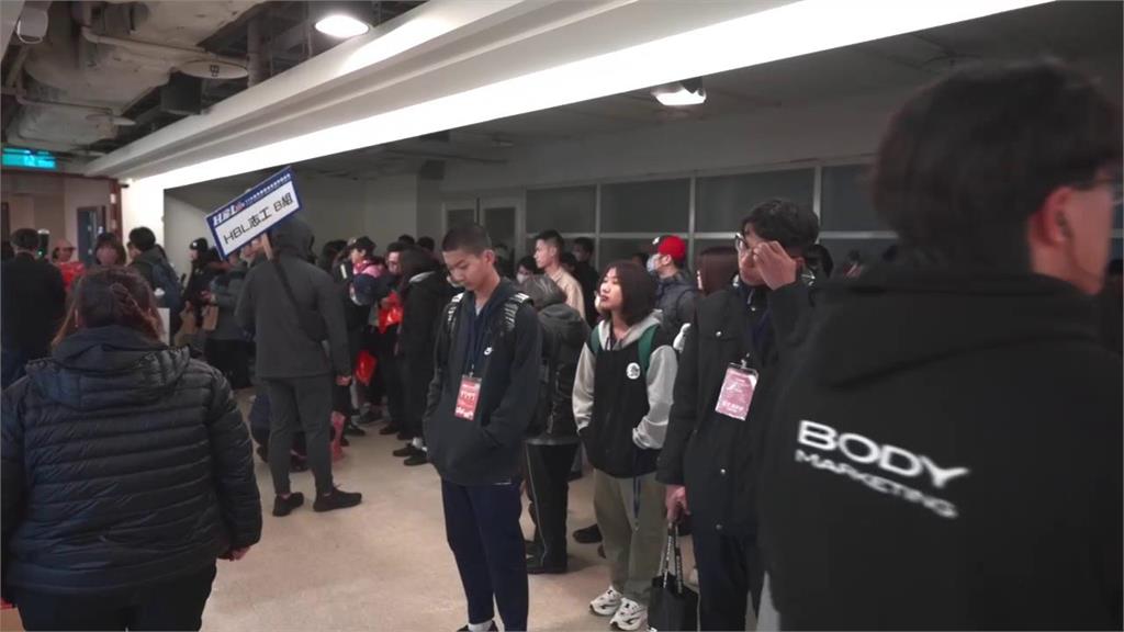 HBL(影)/幕後英雄灌溉成就!高中體總縮時紀錄學生「一生一次的夢想殿堂」