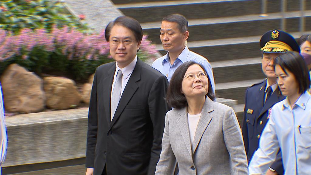 傳林右昌內定民進黨秘書長 林佳龍、鄭文燦備戰2026?