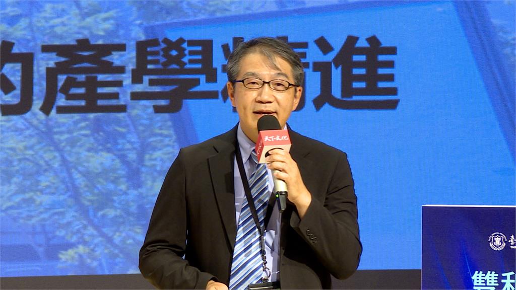 蘇貞昌如何催生新北雙和醫院 「移山蓋醫院」過程都寫在這書裡!