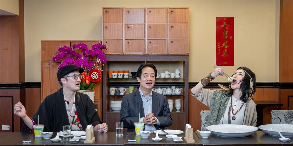 快新聞/初一超狂畫面!賴清德招待日本大胃王100顆水餃 台日情誼宛如家人