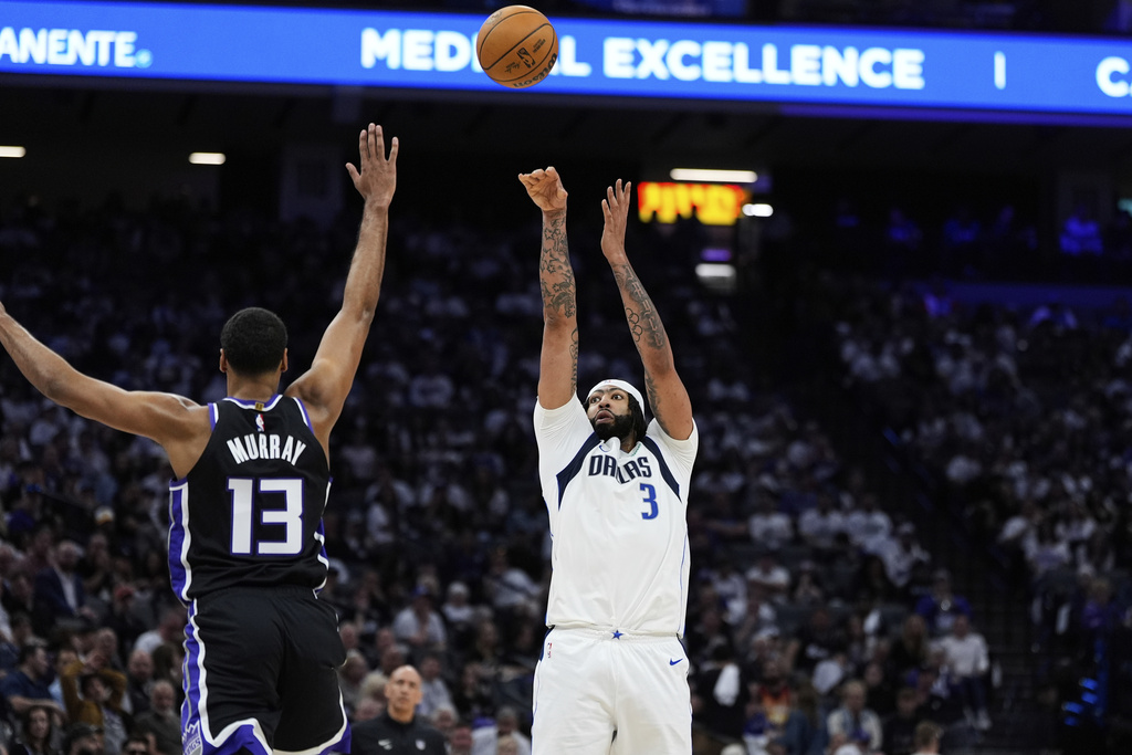 NBA(影)/K湯成功在附加賽雪恥 和AD聯手率獨行俠勝出將爭西區老八