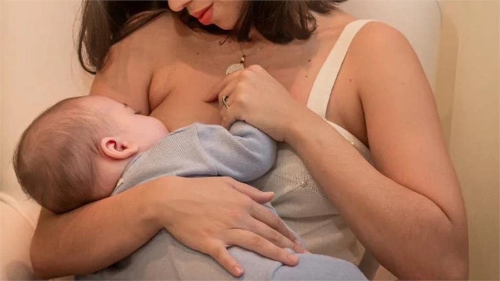 捷運餵母乳遭勸「衣服遮好」旁人都在看！國健署曝妨礙哺乳最高罰3萬