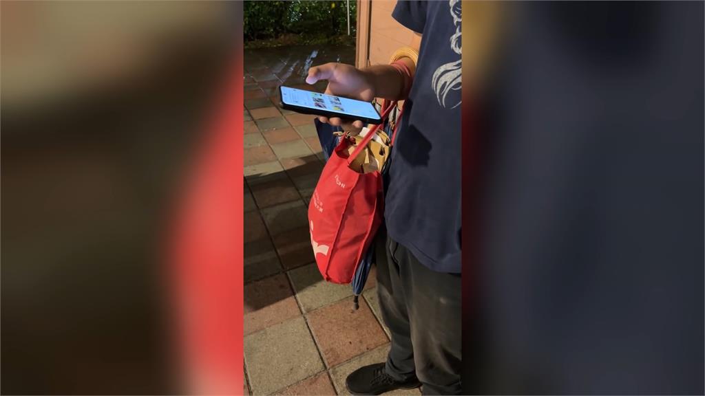 北市鬧區又見偷拍狼！　傘遮手機拍「裙底風光」被抓包