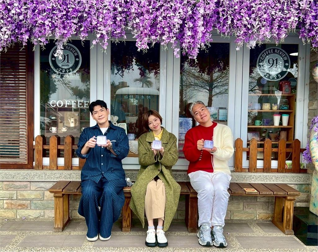 紫色瀑布美瘋了！王瞳化身「迷霧仙女」現身嘉義瑞里　開箱樹屋民宿嚇傻：老闆少算一個