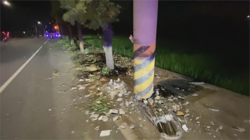 兩起小貨車自撞電桿！高雄駕駛送醫無大礙　嘉義小駕駛酒駕身亡