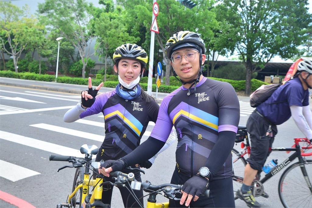 世界自行車日尋訪臺南400 黃偉哲:全家出動一騎i臺南