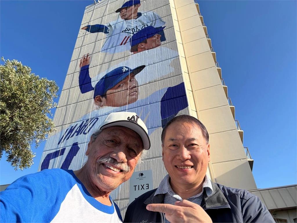 LA新地標！大谷翔平躍12層樓飯店壁畫　辜仲立耗時2年打造、搭吊車搶先看