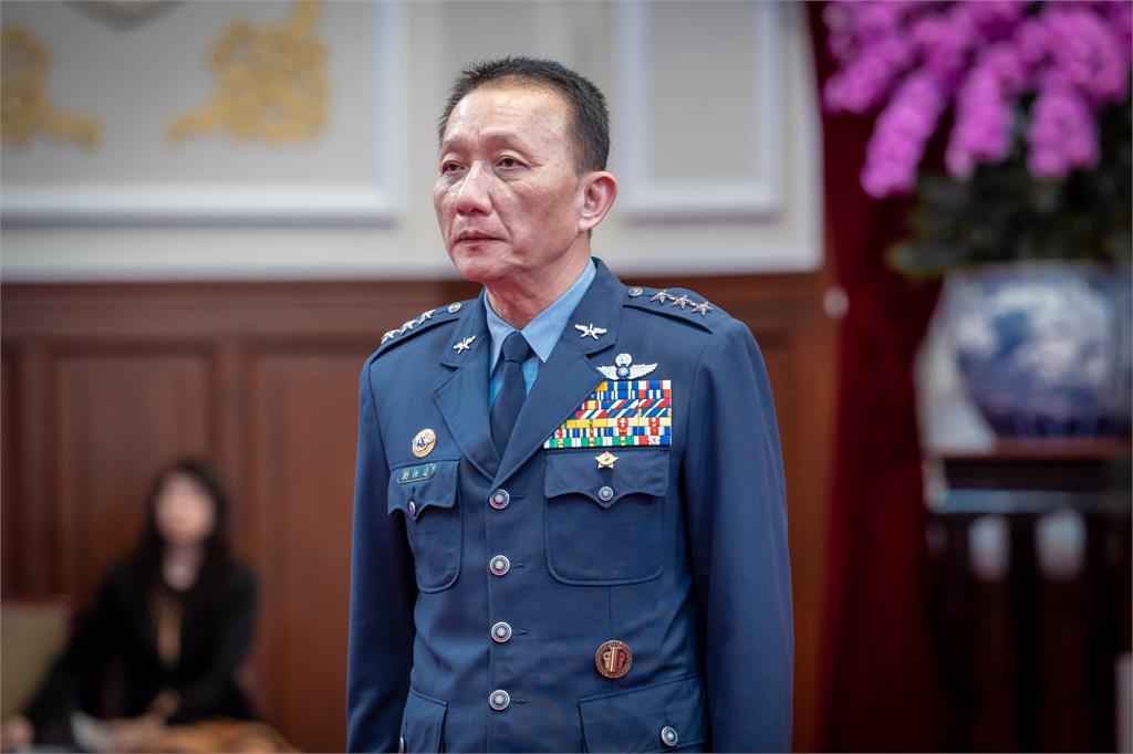 快新聞/國軍高階幹部授勳授階 賴清德盼借重專業強化整體防空作戰能力