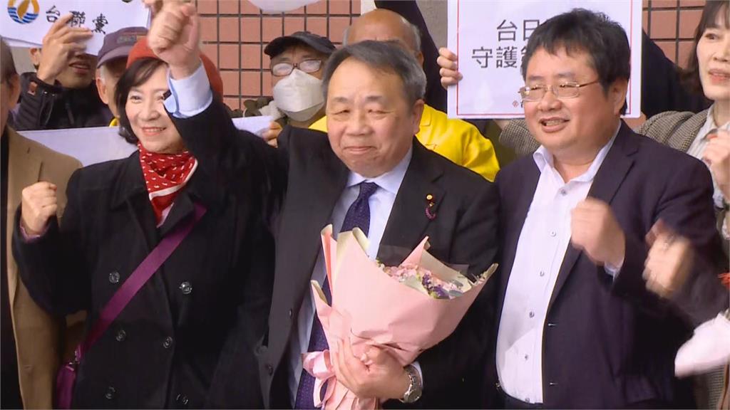 快新聞／中裔日參議員石平遭中國禁止入禁　抵松山機場高呼「台灣就是獨立國家」