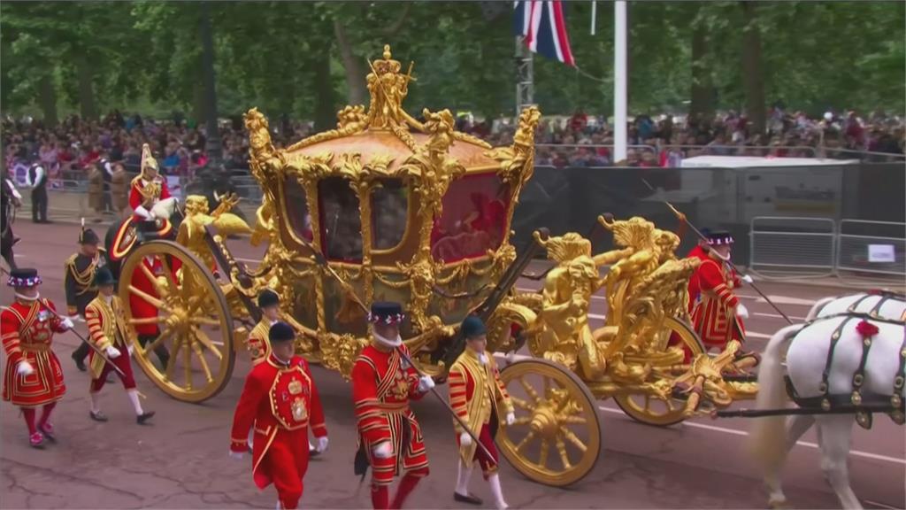 白金禧慶典盛大遊行　英國女王壓軸登場