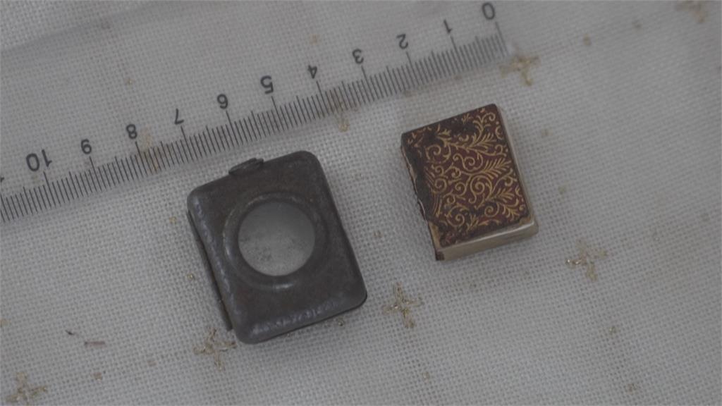 世界上最小可蘭經！　迷你可蘭經僅有郵票大小