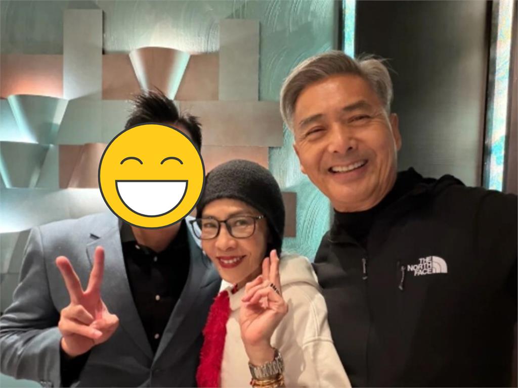 周潤發66歲愛妻罕見露面！網一看近況驚見「雙頰消瘦」嚇喊：保重身體