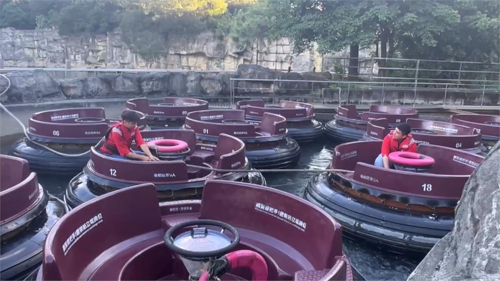不畏颱風!遊客行程照走 開心逛台東小野柳、海濱公園