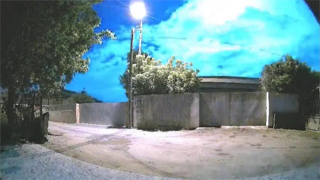 西班牙、葡萄牙出現巨大「藍色流星」　劃破夜空