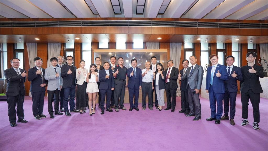 快新聞/午宴貝里斯智慧漁業商機考察團 林佳龍: 盼共創台貝互利共榮