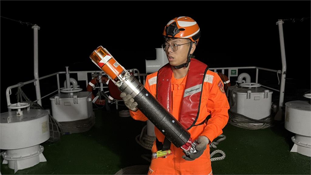 快新聞/F-16戰機花蓮外海失聯 海巡調派3艦6艇全力搜救中