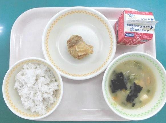 日小學營養午餐「寒酸照」瘋傳 主菜只有「這個」網看傻:我會不去上學