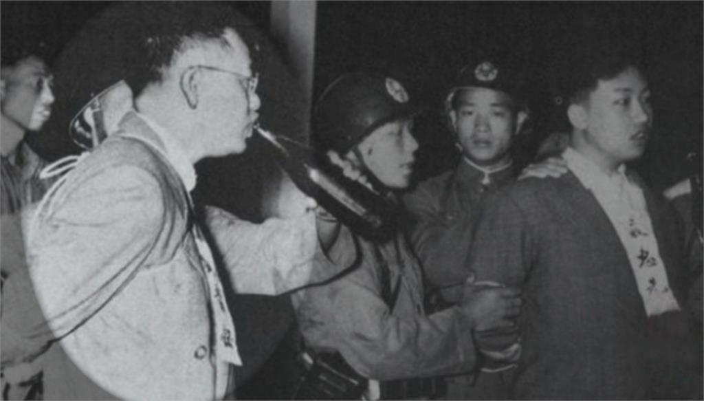 鄭麗文追思政治受難者包含吳石 綠諷:蔣介石地下有知會哭死