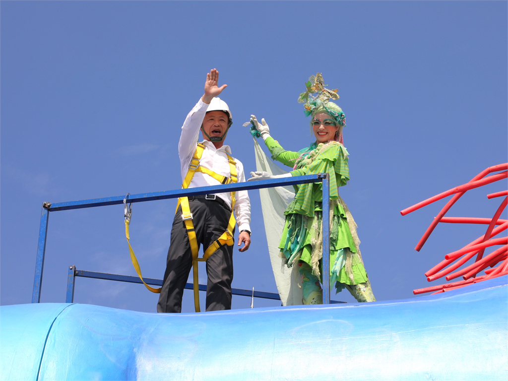 10米高巨型雨馬震撼登場　親子劇燈光秀齊發點亮嘉義