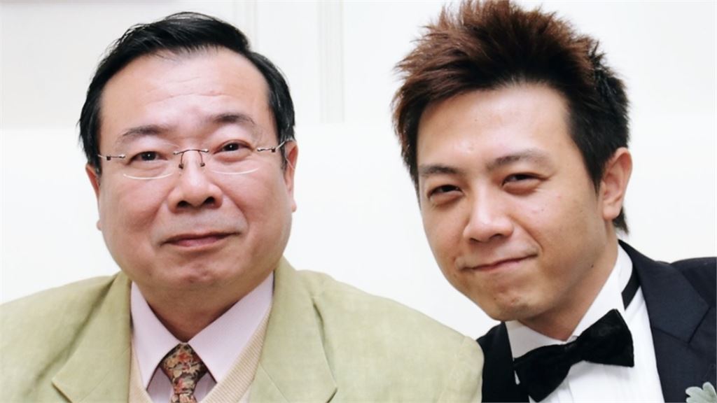 74歲廖峻三度中風後「帥氣側臉」曝光！　罕見露臉兒吐10字曝近況