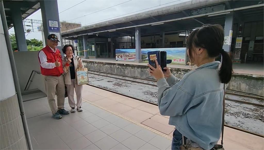 快新聞／光復救災任務結束！民眾目送季連成搭車北上　感人畫面曝光