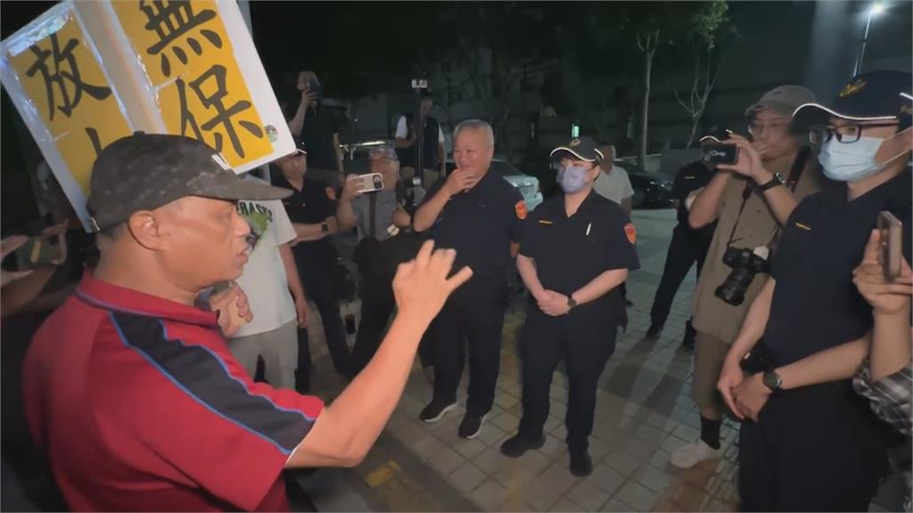 「雙罷劫」偽造連署訊問 領銜人朱磊15萬交保.負責人徐尚賢遭聲押
